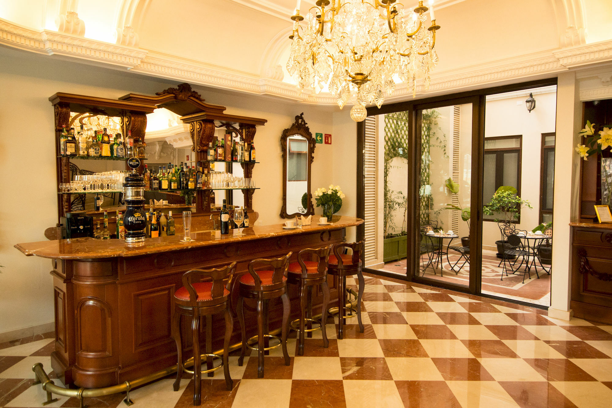 Grand Hotel Tepatitlan Exterior photo